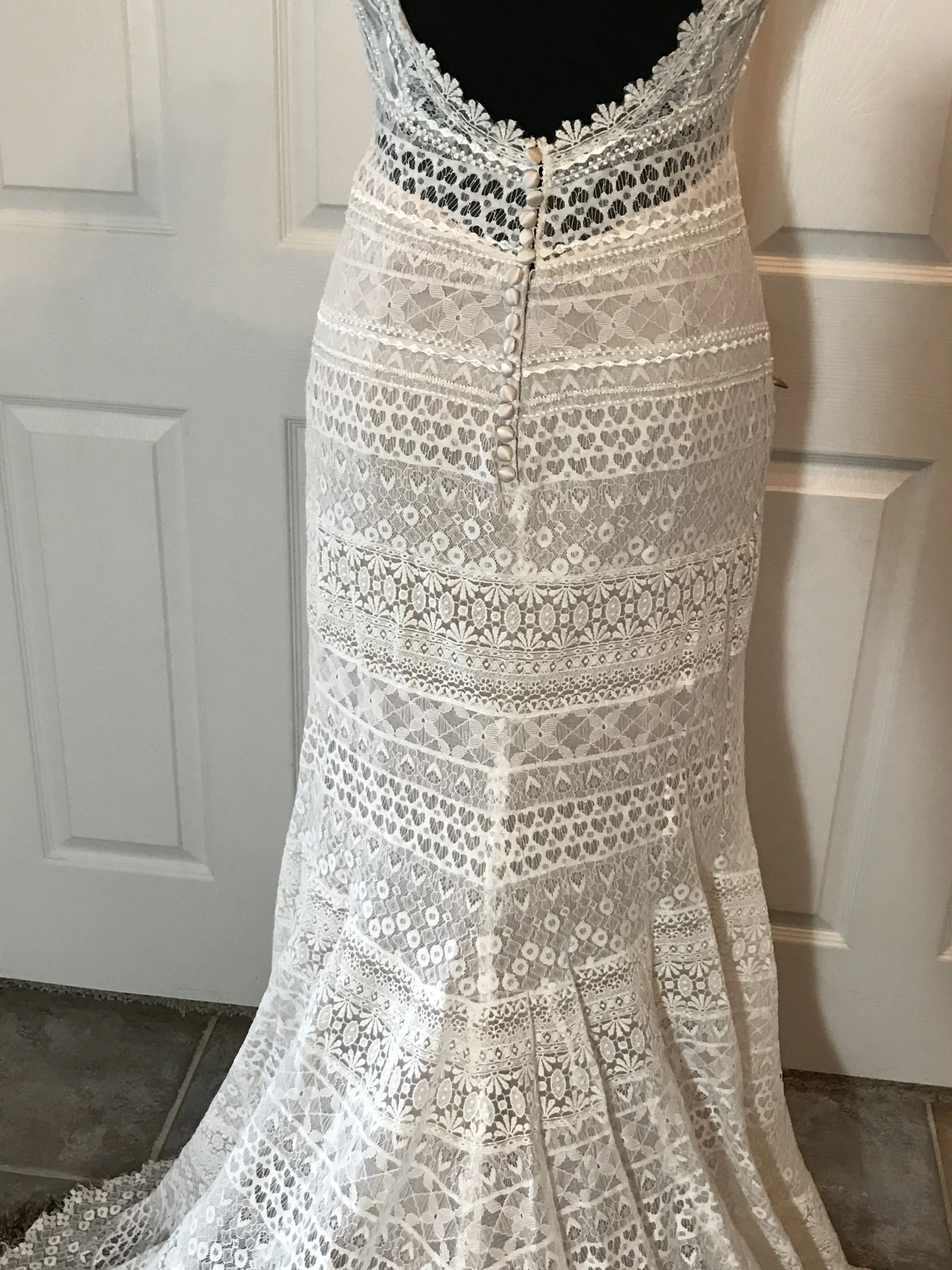 Allure Bridals Wilderly style F168