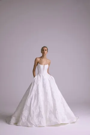 Amsale "Thea"
