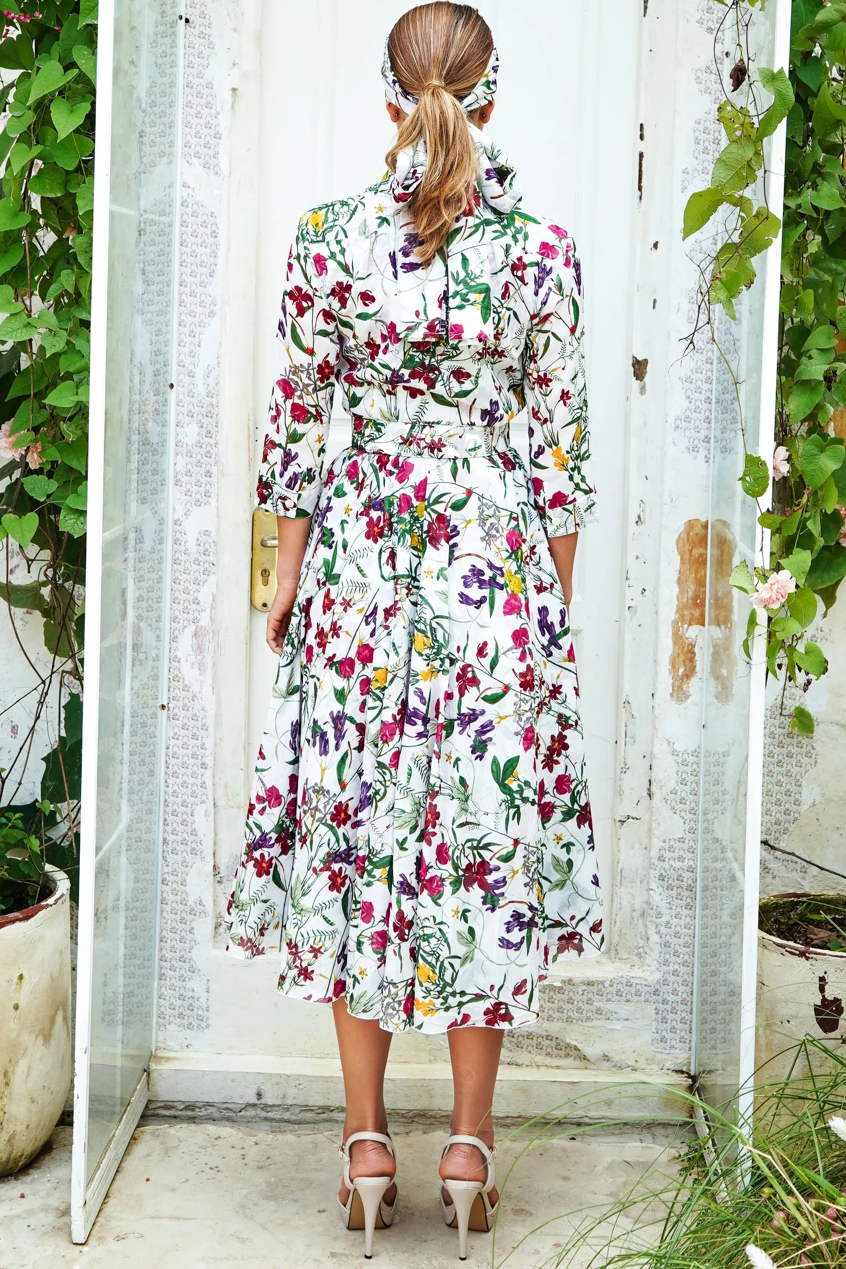 Aster Dress Shirt Collar 3/4 Sleeve Midi Length Cotton Musola (Fairy Tail Flower)