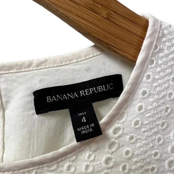 Banana Republic Eyelet Fit &amp; Flare Dress Cream Size 4 Tall