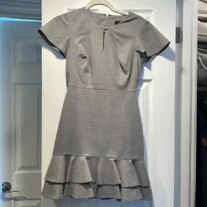 Banana Republic Fit &amp; Flare Midi Ruffle Wool Dress petite