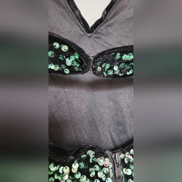 Bardot Lilia Sequin Mini Dress Sz LARGE
