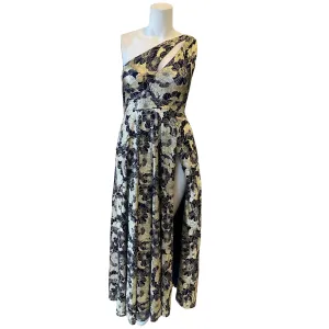BETSY & ADAM "Gwen" Long One Shoulder Wrap Foil Flower Gown Black/ Gold Size 10