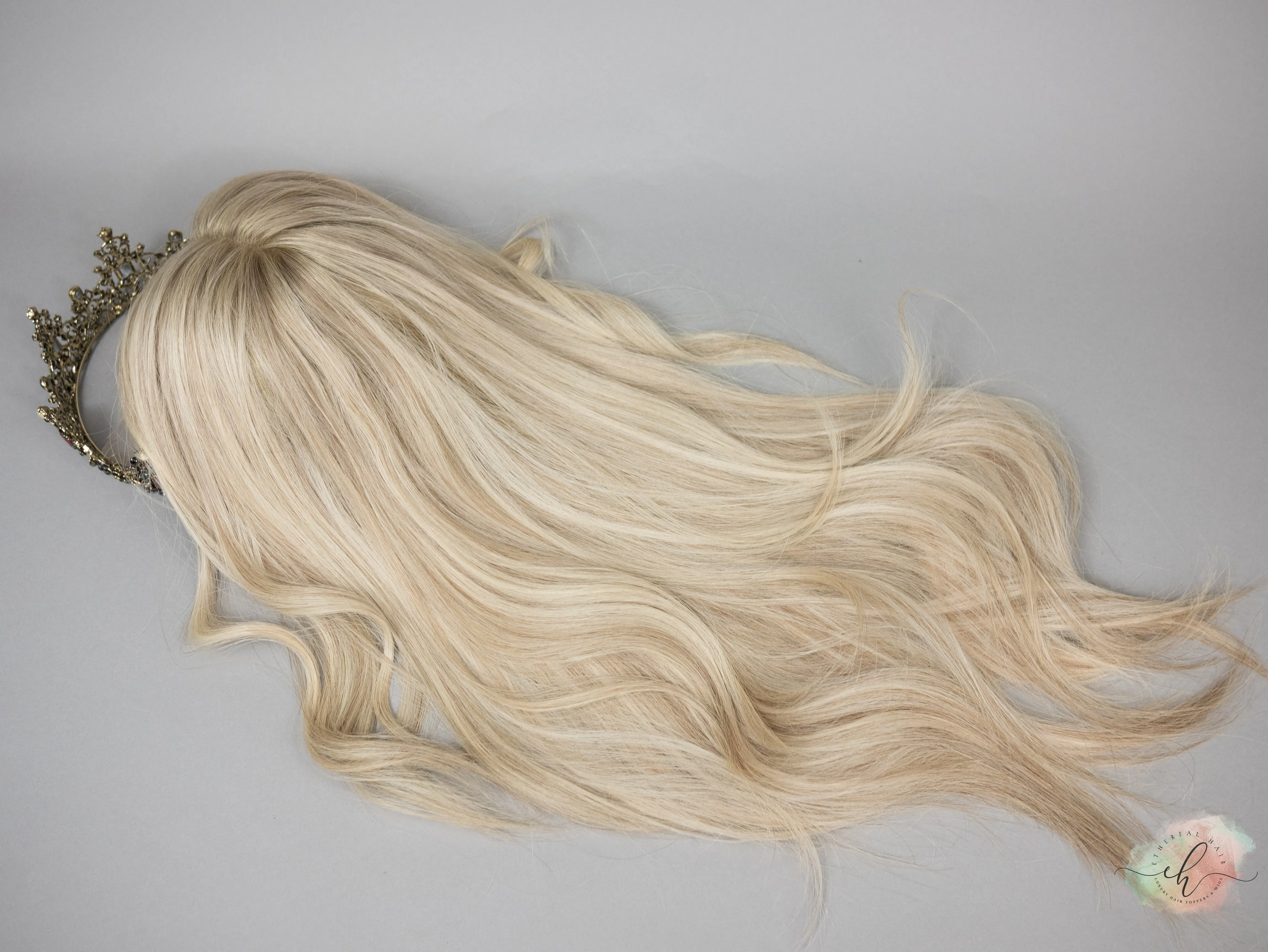 “BIANCA" Premium Wig: Lace Top, Sz. M, 26"
