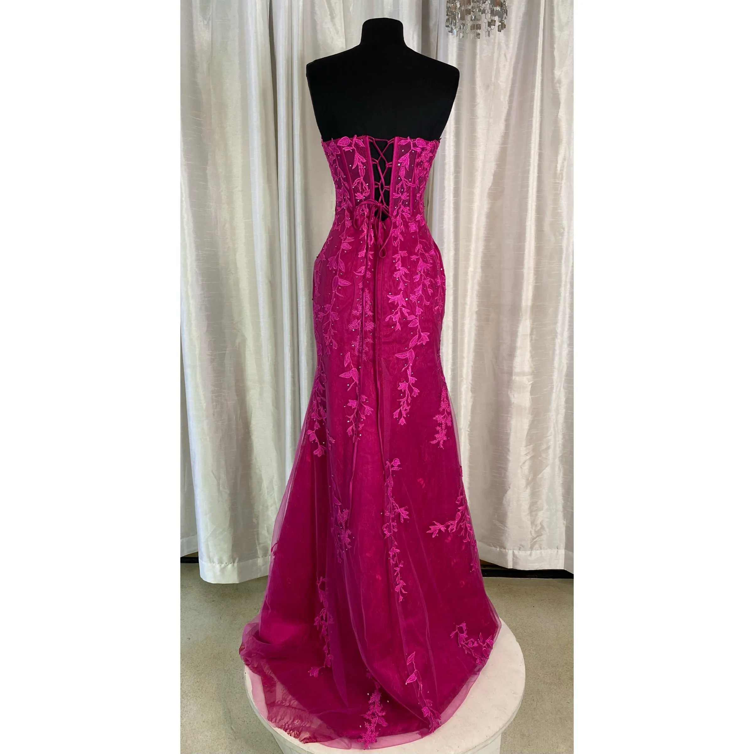 BOUTIQUE Long Strapless Gown Pink Size 4