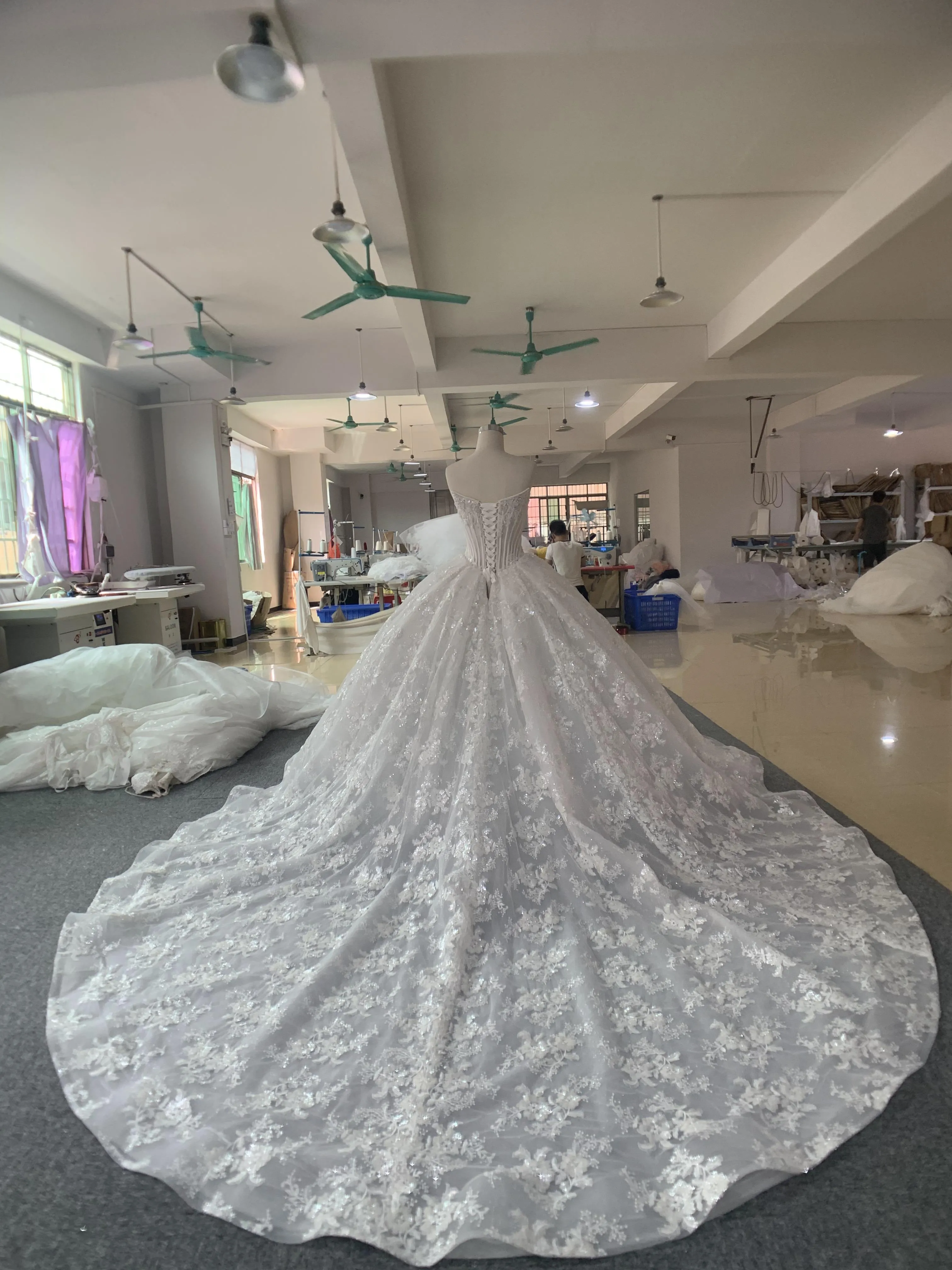 BYG fashion style strapless boning wedding dress full lace