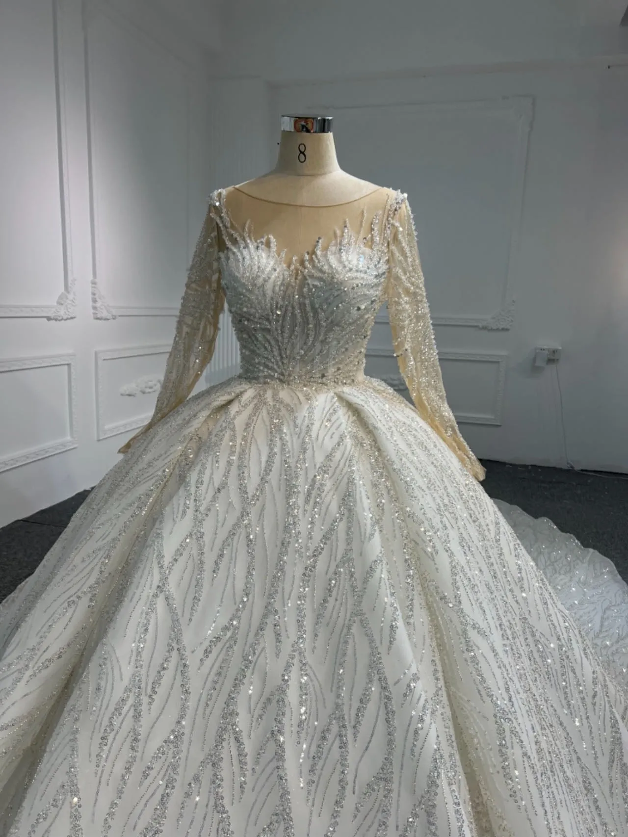 BYG23-44 LUXURY GLITTER LONG SLEEVES WEDDING DRESS WITH 2 METERS TAIL