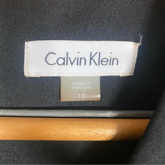 Calvin Klein Floral-Appliqué Scuba Sheath Dress!!
