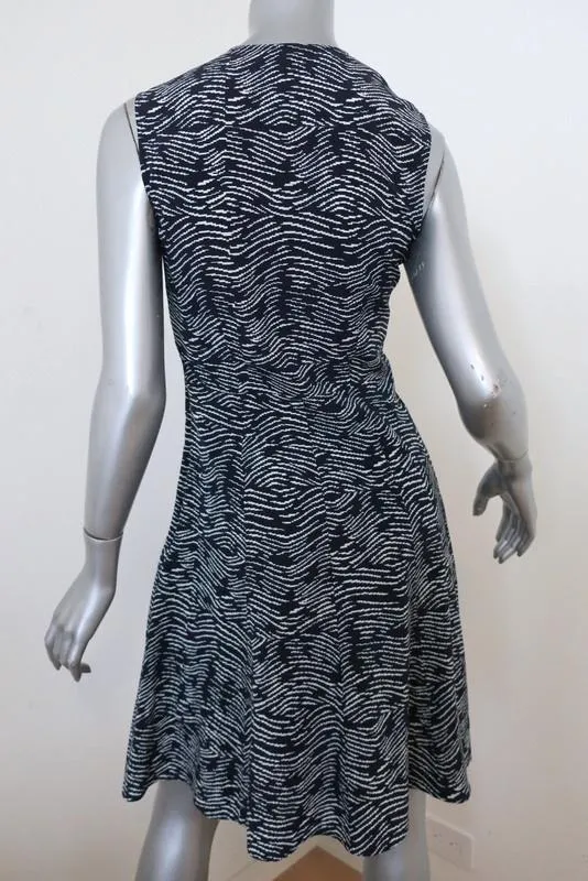 Derek Lam Dress Navy/White Printed Stretch Silk Size 2 Sleeveless Fit & Flare
