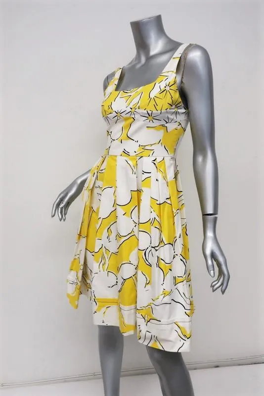 Diane von Furstenberg Dress Yellow Floral Print Size 2 Sleeveless Fit & Flare