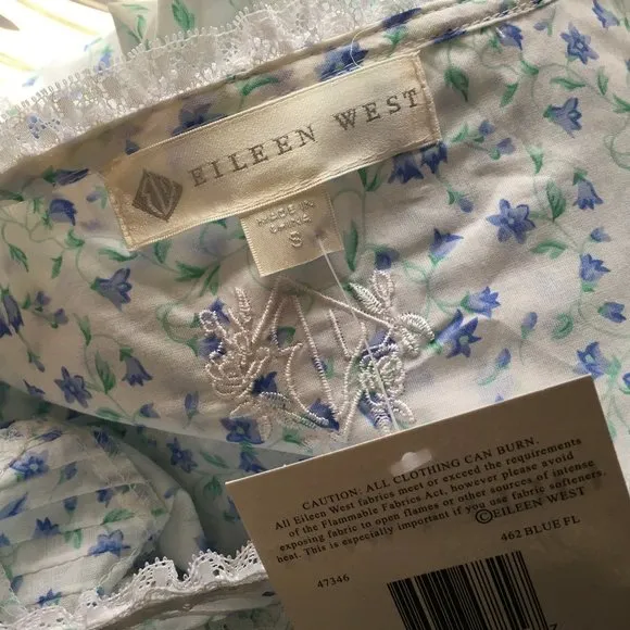 Eileen West Button Front Full Length Gown/Robe with Bluebell Print Size S