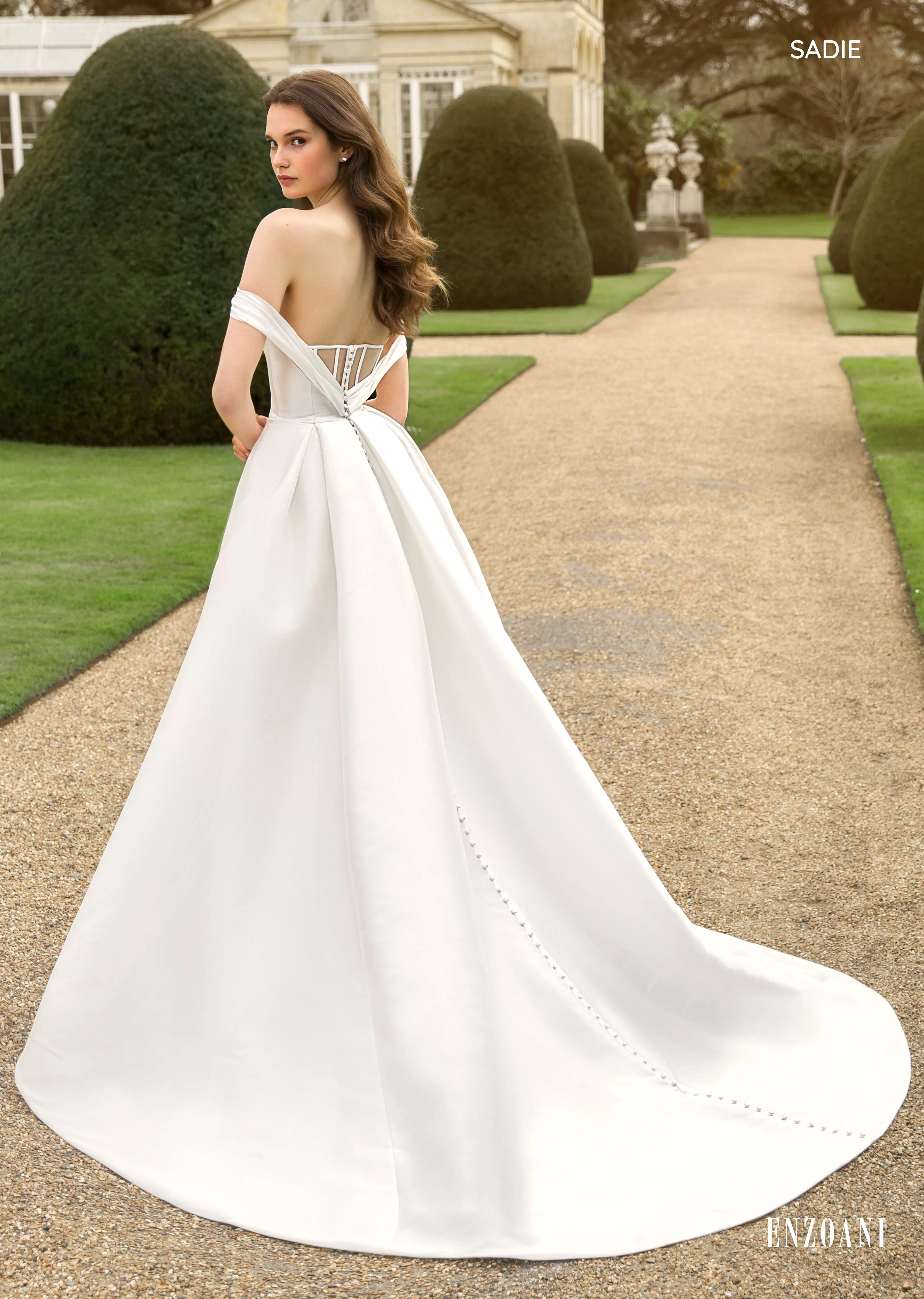 Enzoani: Sadie
