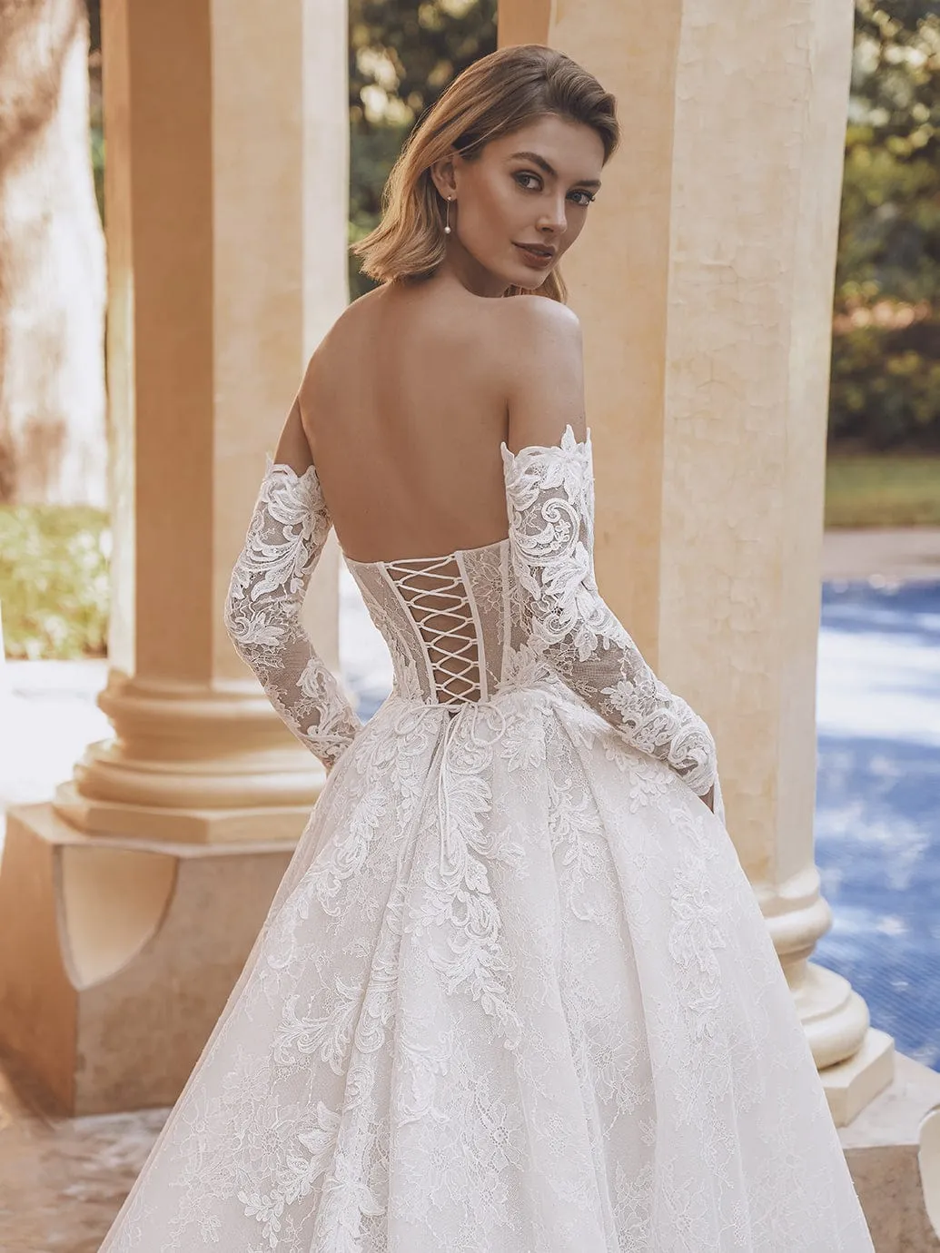Enzoani: Una