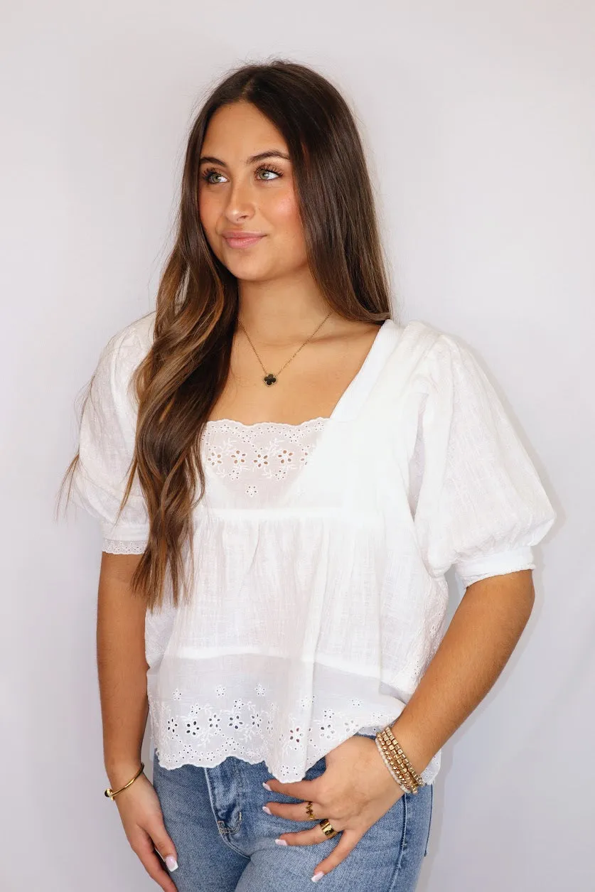 Faye Top White