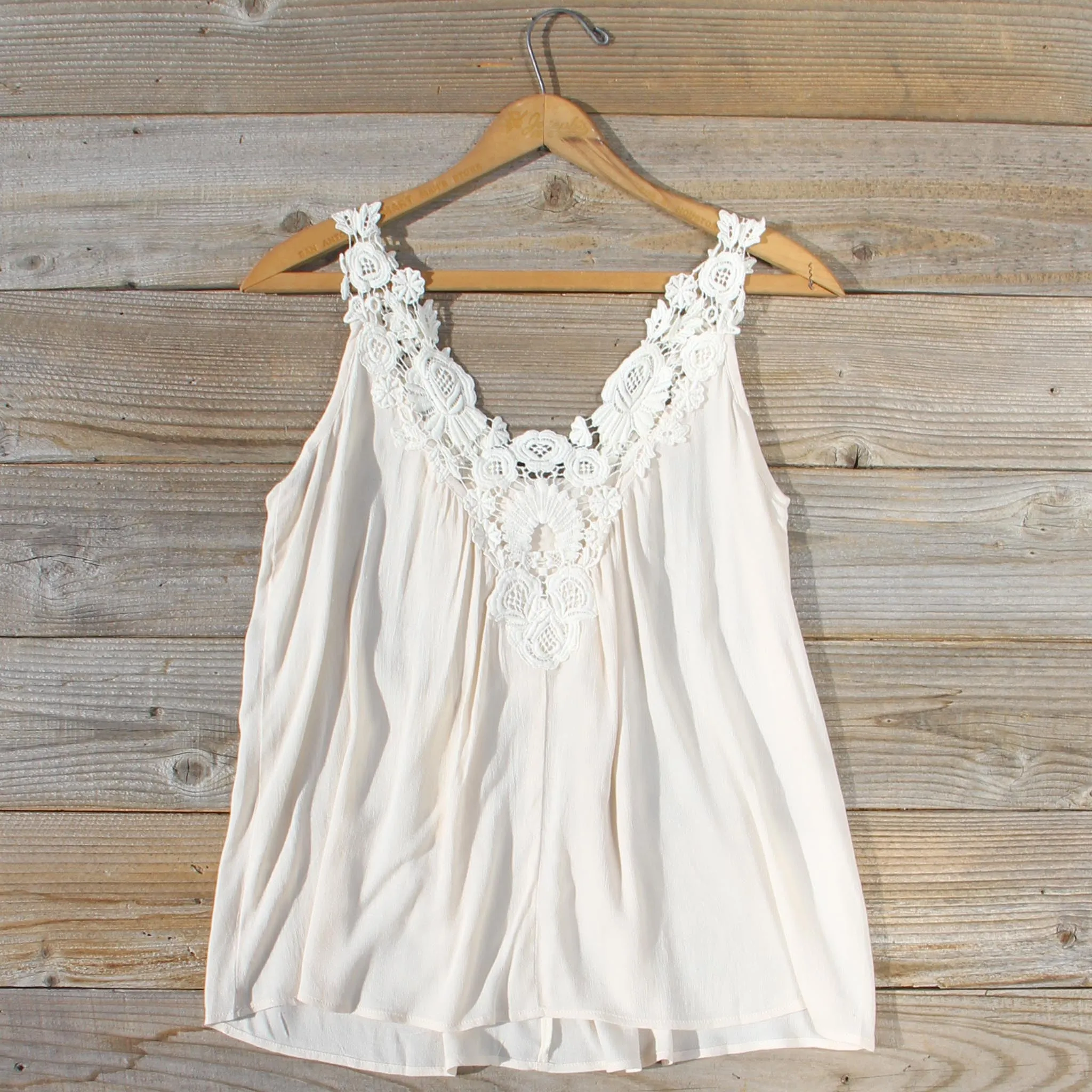 Hibiscus & Lace Top