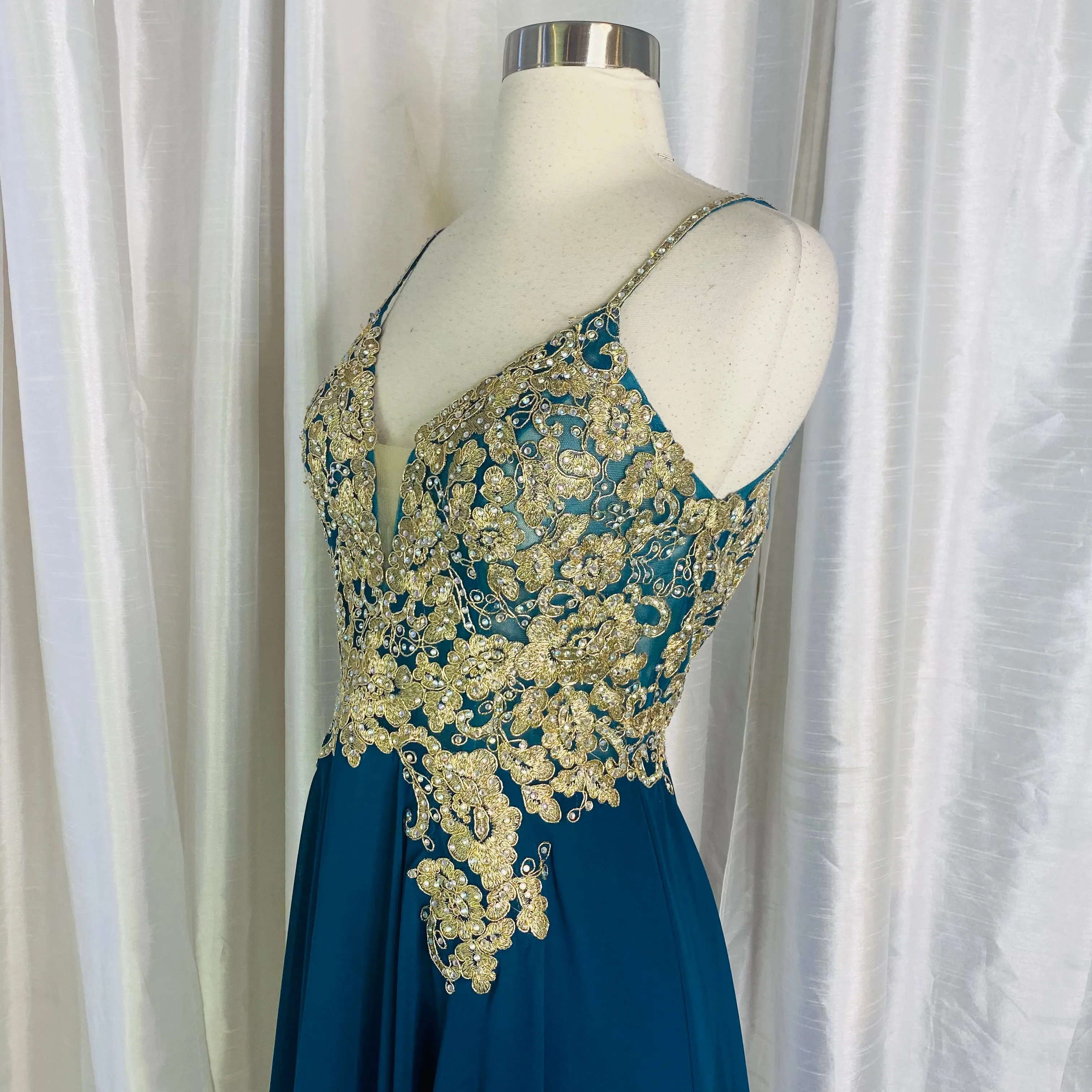 JOVANI JVN62738 Teal Embroidered Bodice Chiffon Dress Size 8