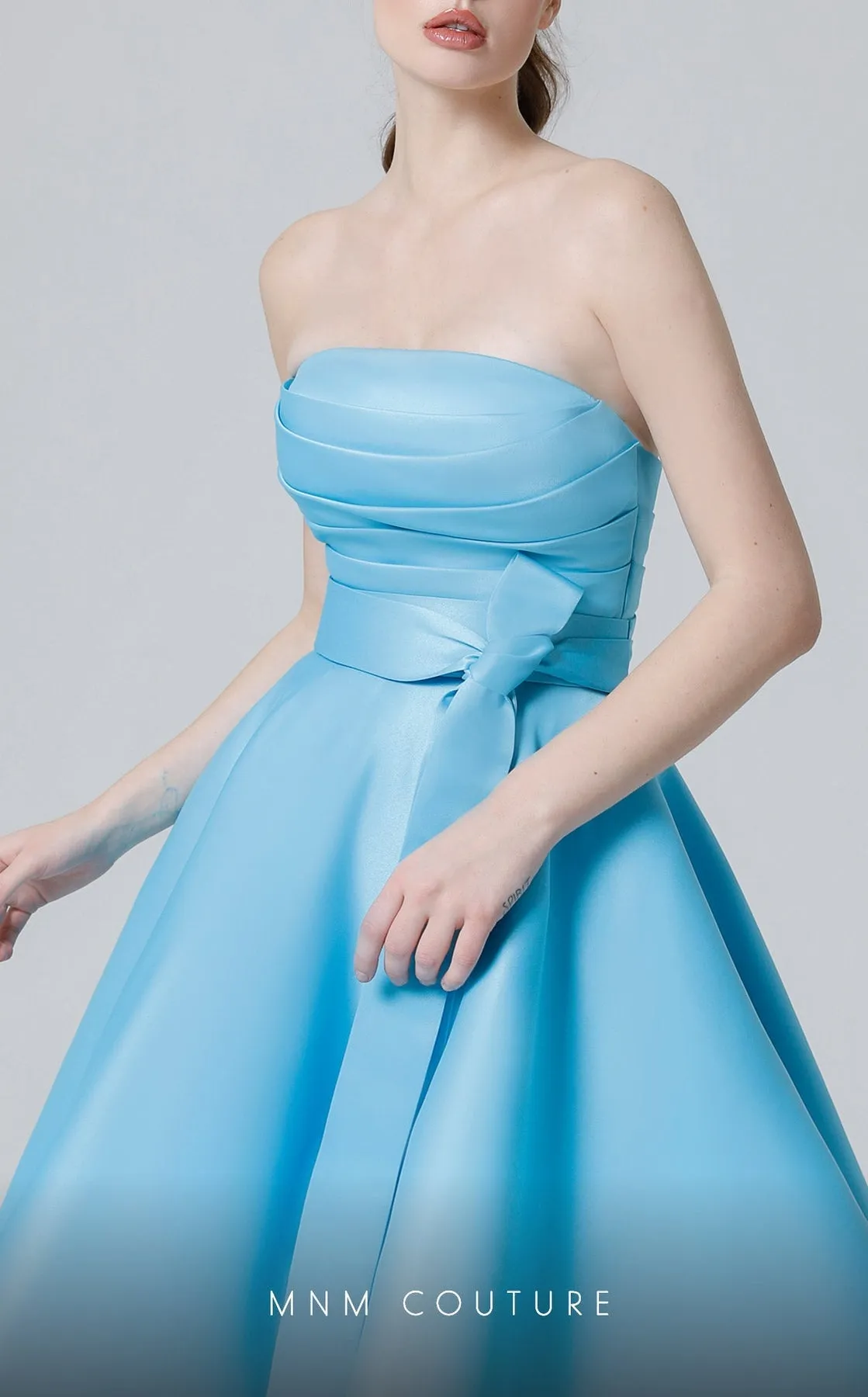 N0452 MNM COUTURE