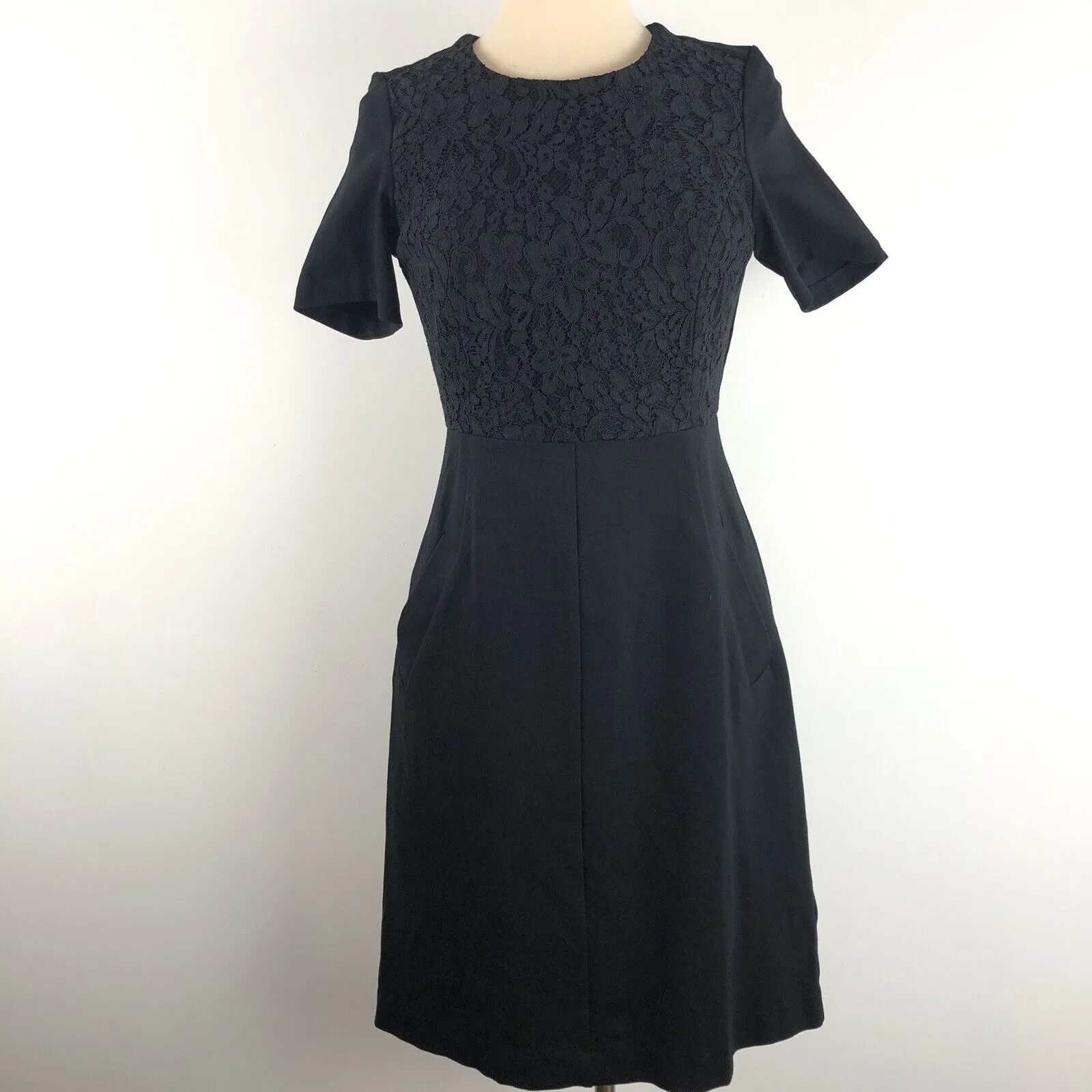 New Lands End Women's Short Sleeve Knit Lace Panel Welt Pocket Sheath Dress with pockets, Flattering fit, Sz 14P