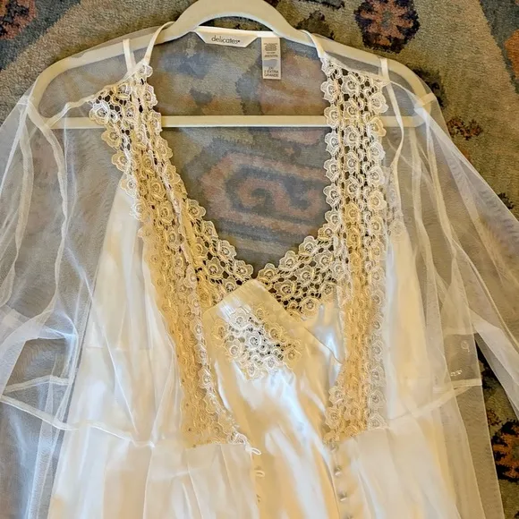 NWT Robe W/Lace Trim &amp; Elegant Silky Long Nightgown W/Lace Inserts Size 2X