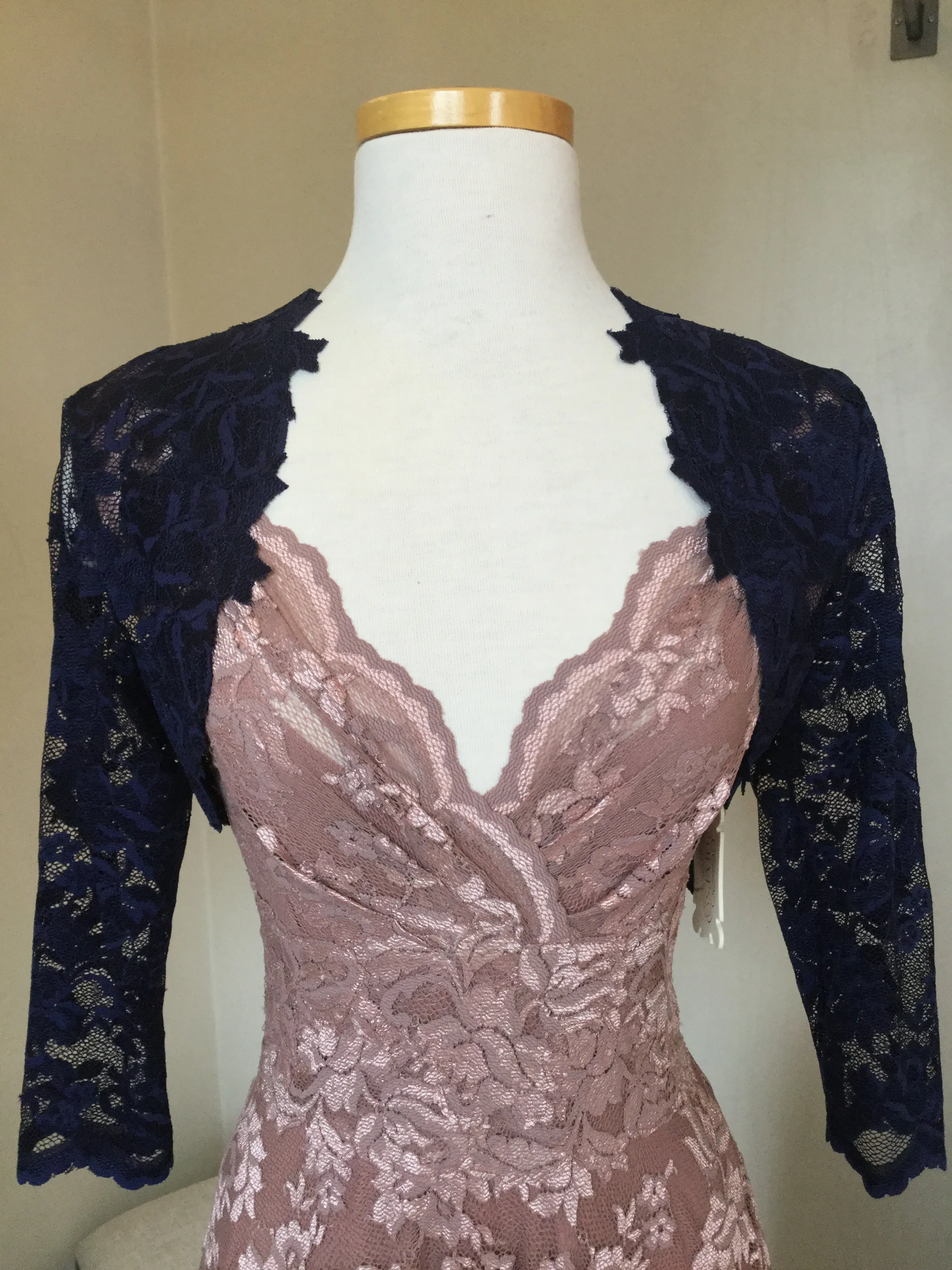 Olvi's Lace Bolero