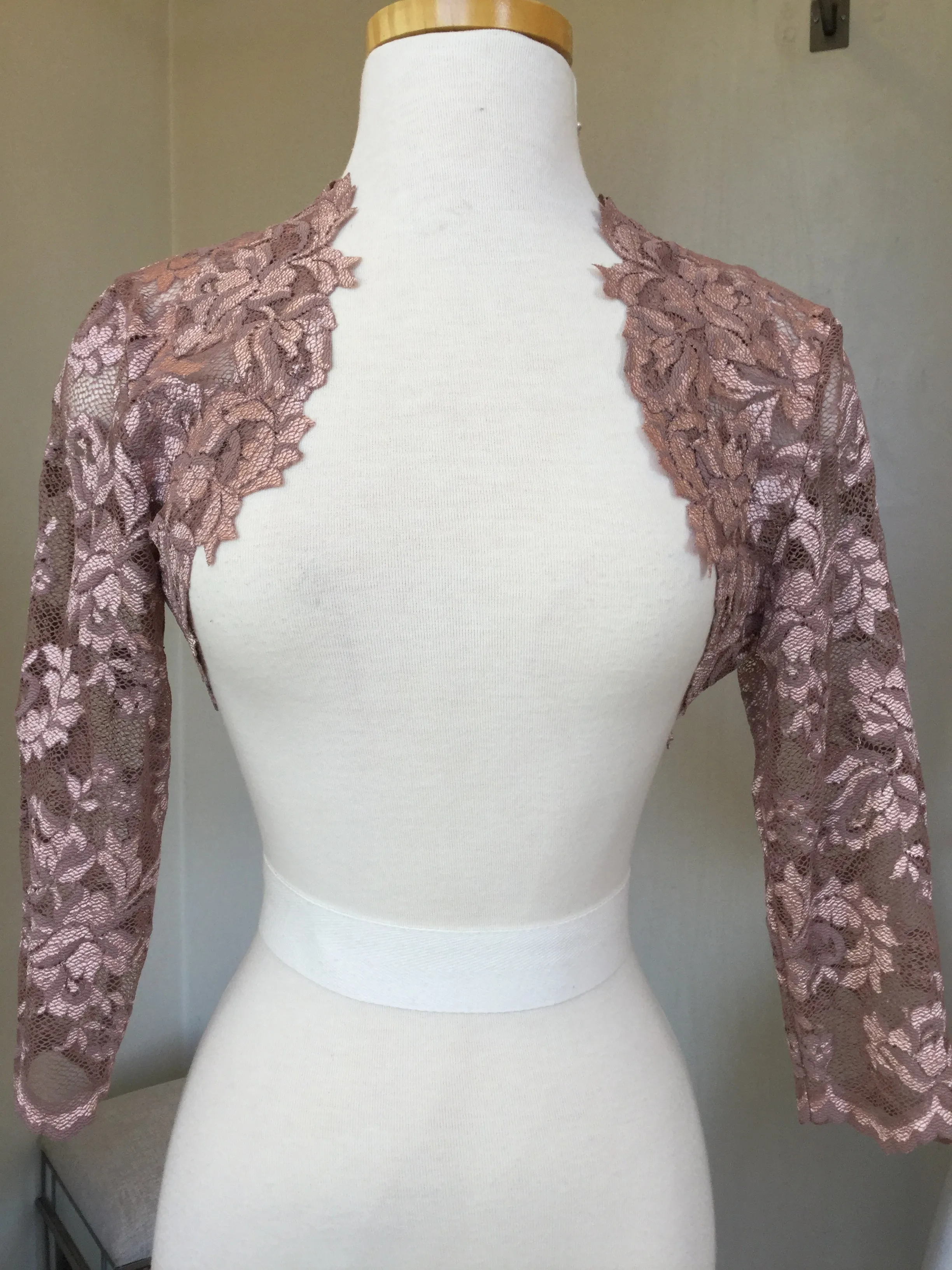 Olvi's Lace Bolero