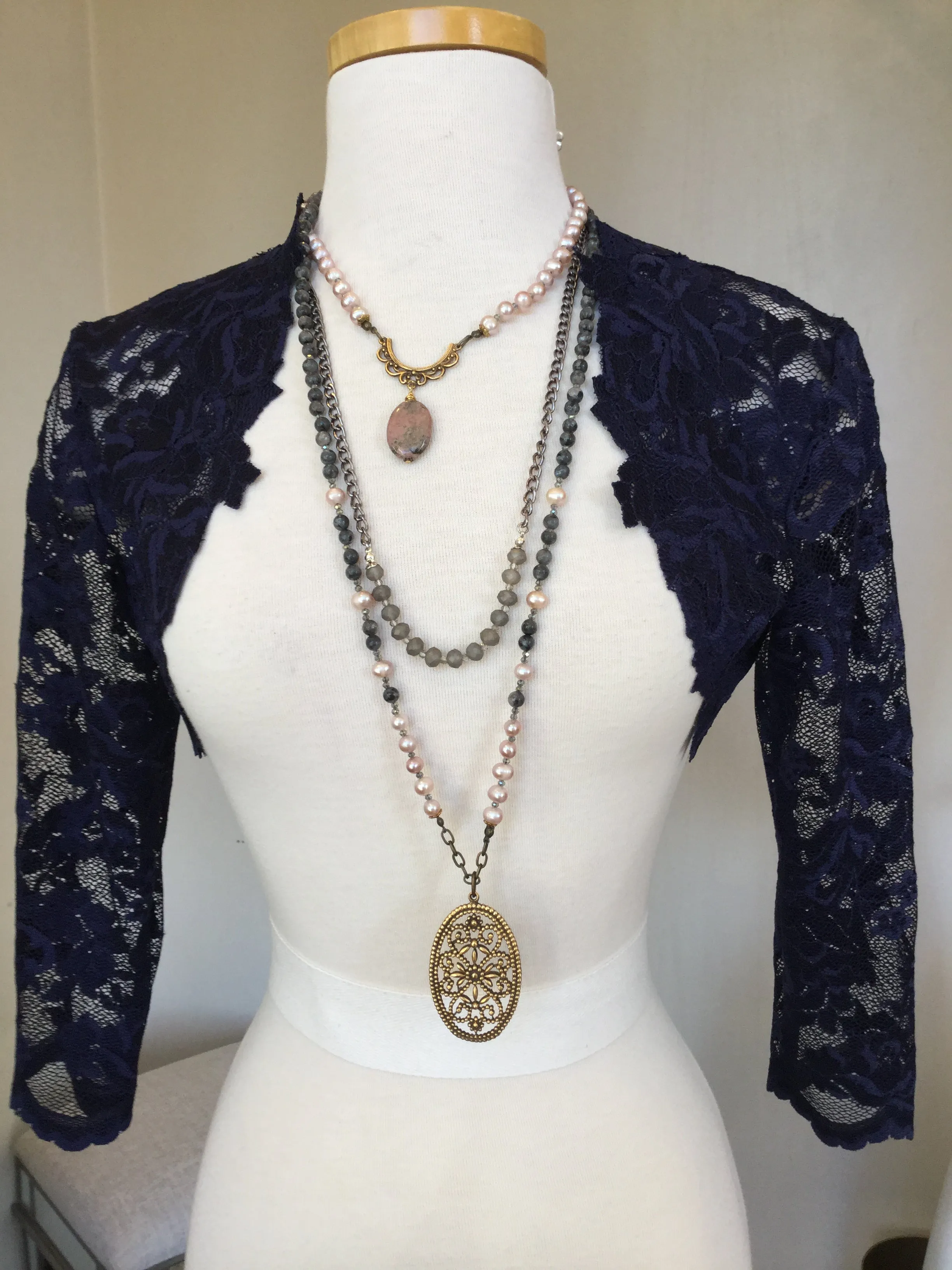 Olvi's Lace Bolero
