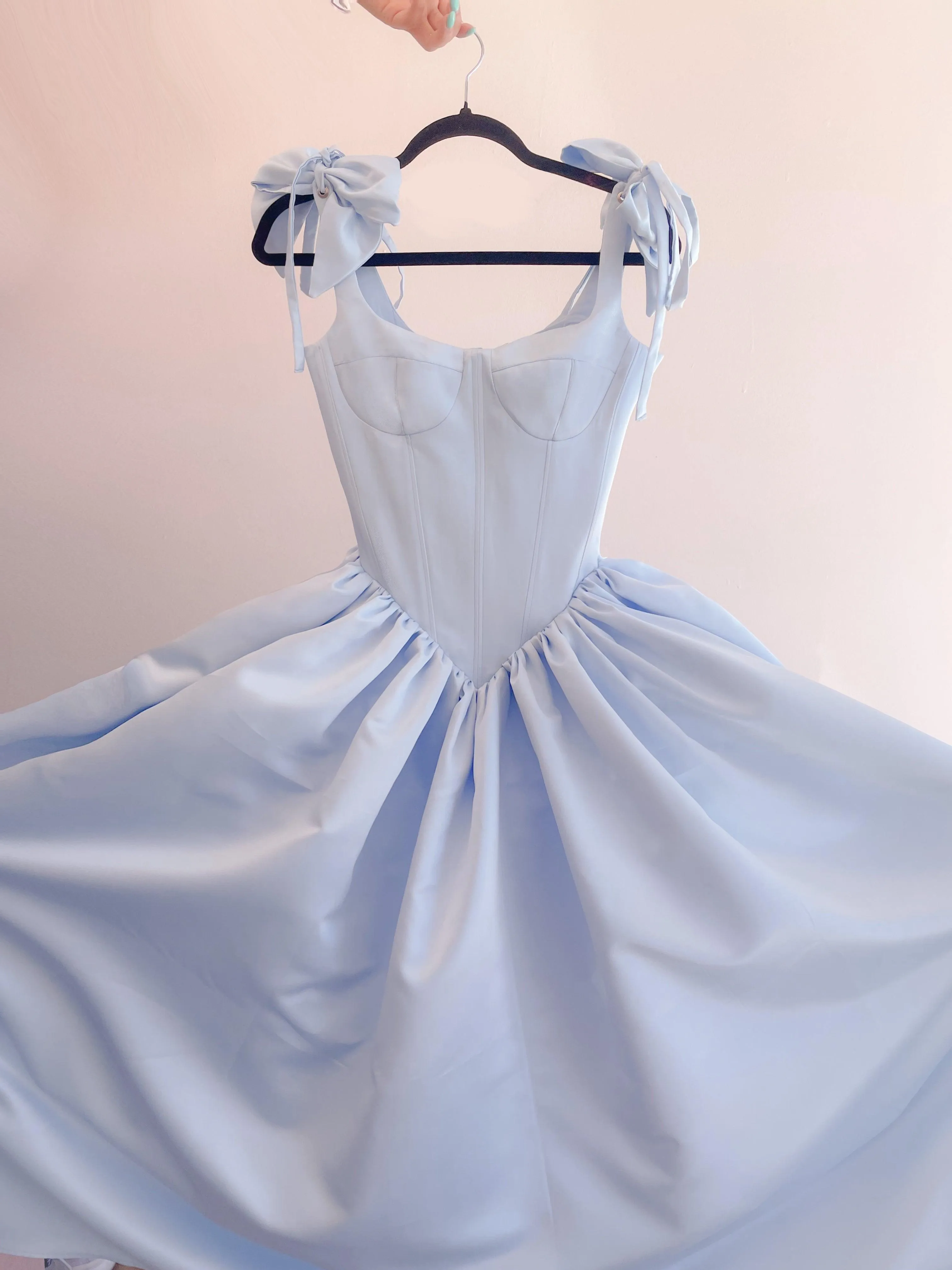 Pavlova dress