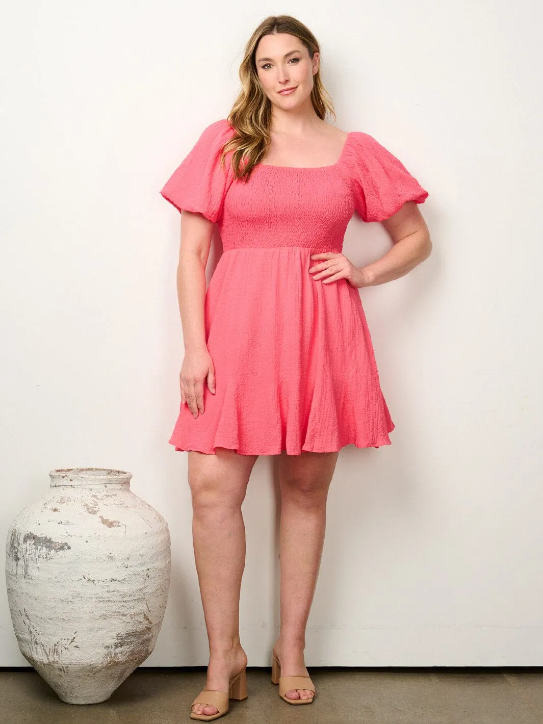 PLUS SIZE SHORT PUFF SLEEVE SMOCK FIT & FLARE MINI DRESS
