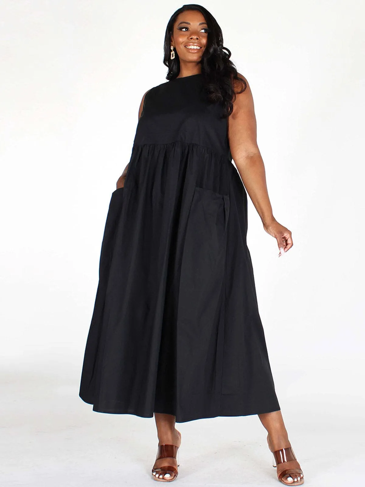 PLUS SIZE SLEEVELESS POCKETS  FIT & FLARE MAXI DRESS