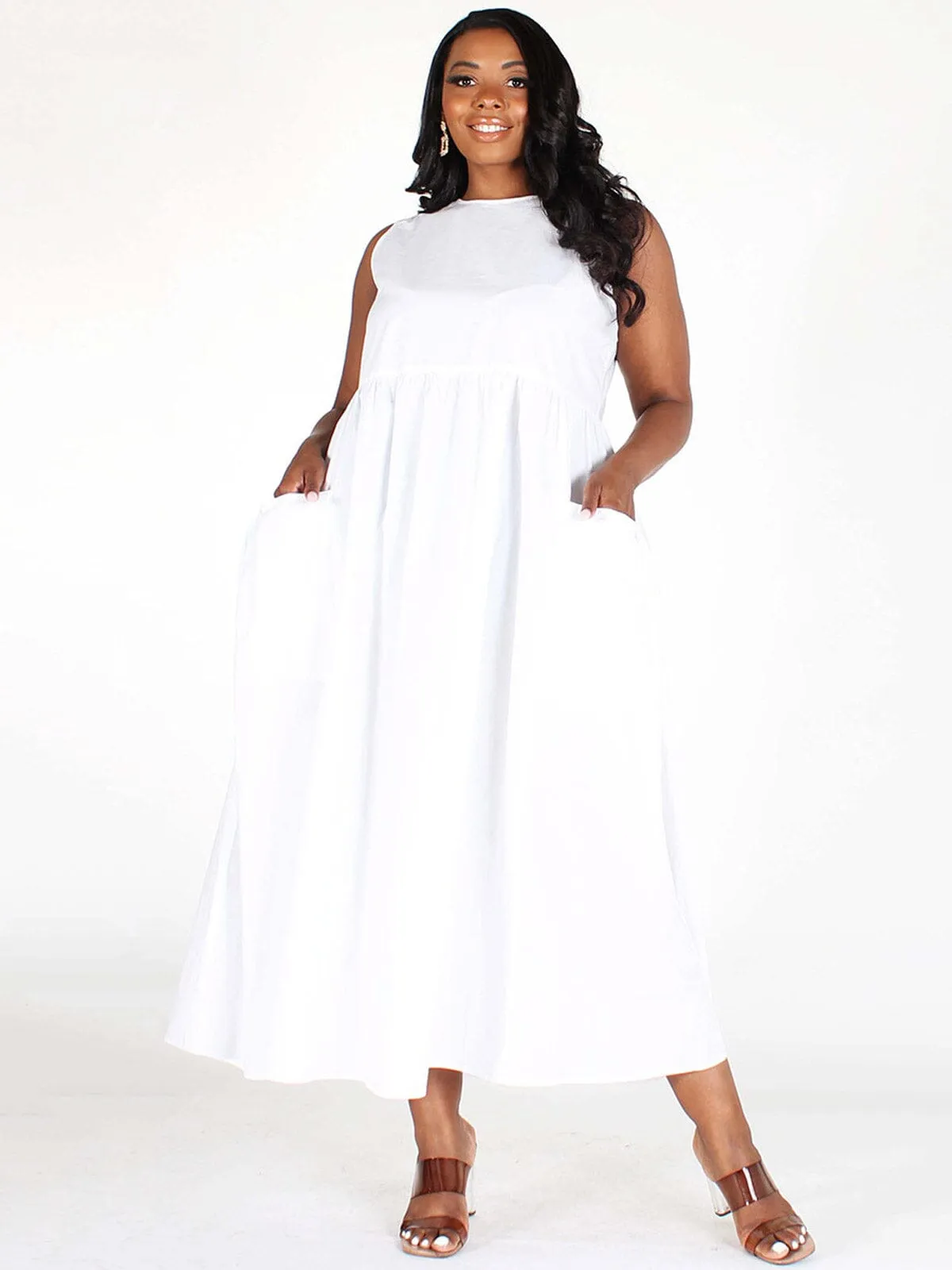 PLUS SIZE SLEEVELESS POCKETS  FIT & FLARE MAXI DRESS