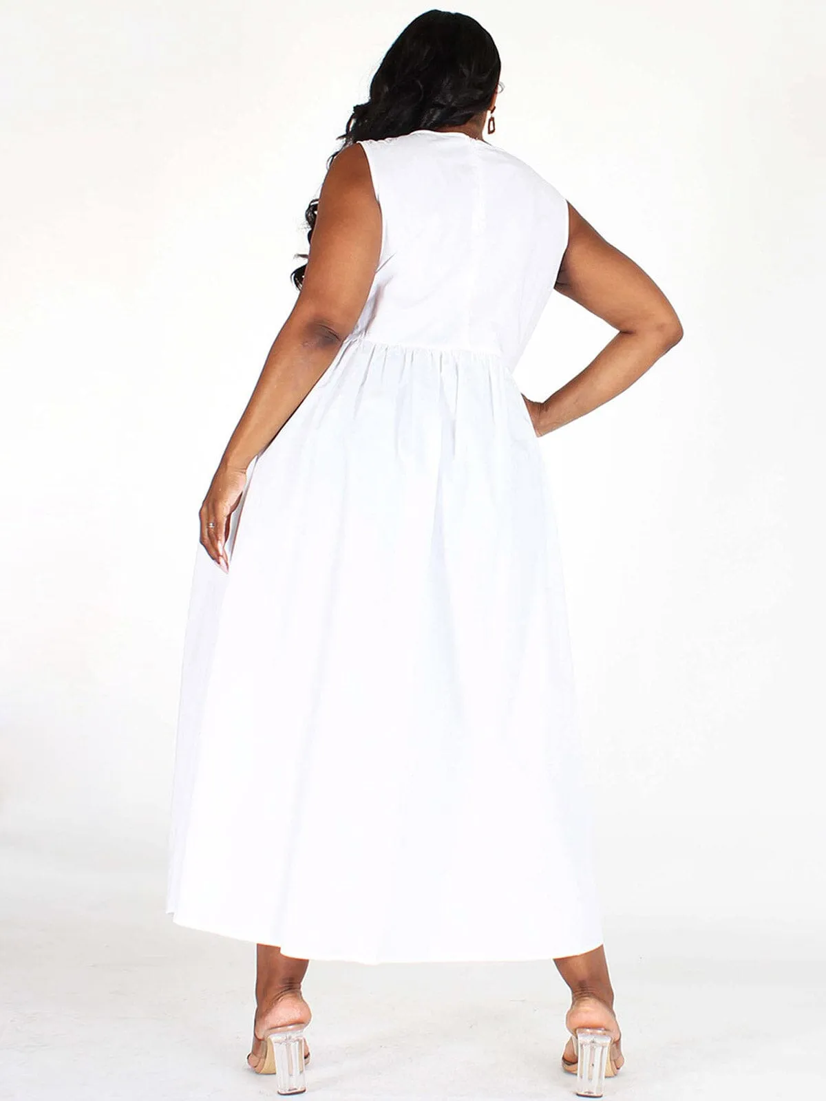 PLUS SIZE SLEEVELESS POCKETS  FIT & FLARE MAXI DRESS