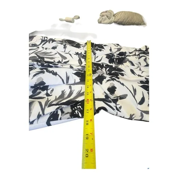 Rickie Freeman For Teri Jon Black And White Carnation Sleeveless Midi Size 12