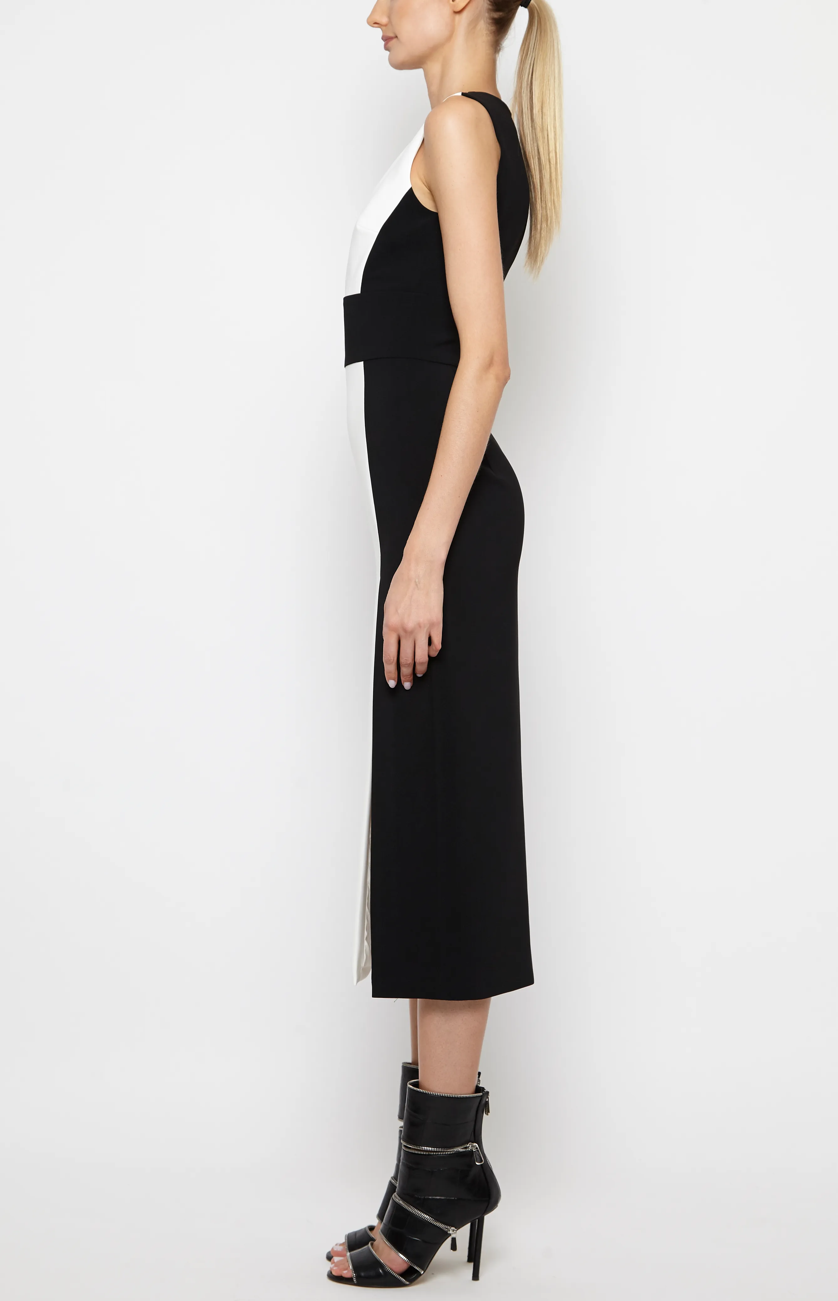 SHEATH DRESS
