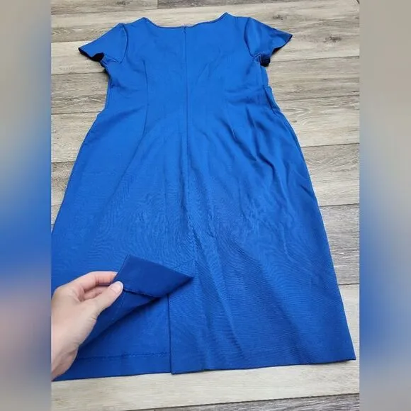 Talbots scalloped neckline cutouts blue sheath dress curve hugging stretch 6p