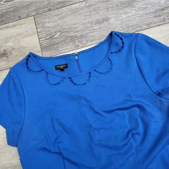 Talbots scalloped neckline cutouts blue sheath dress curve hugging stretch 6p
