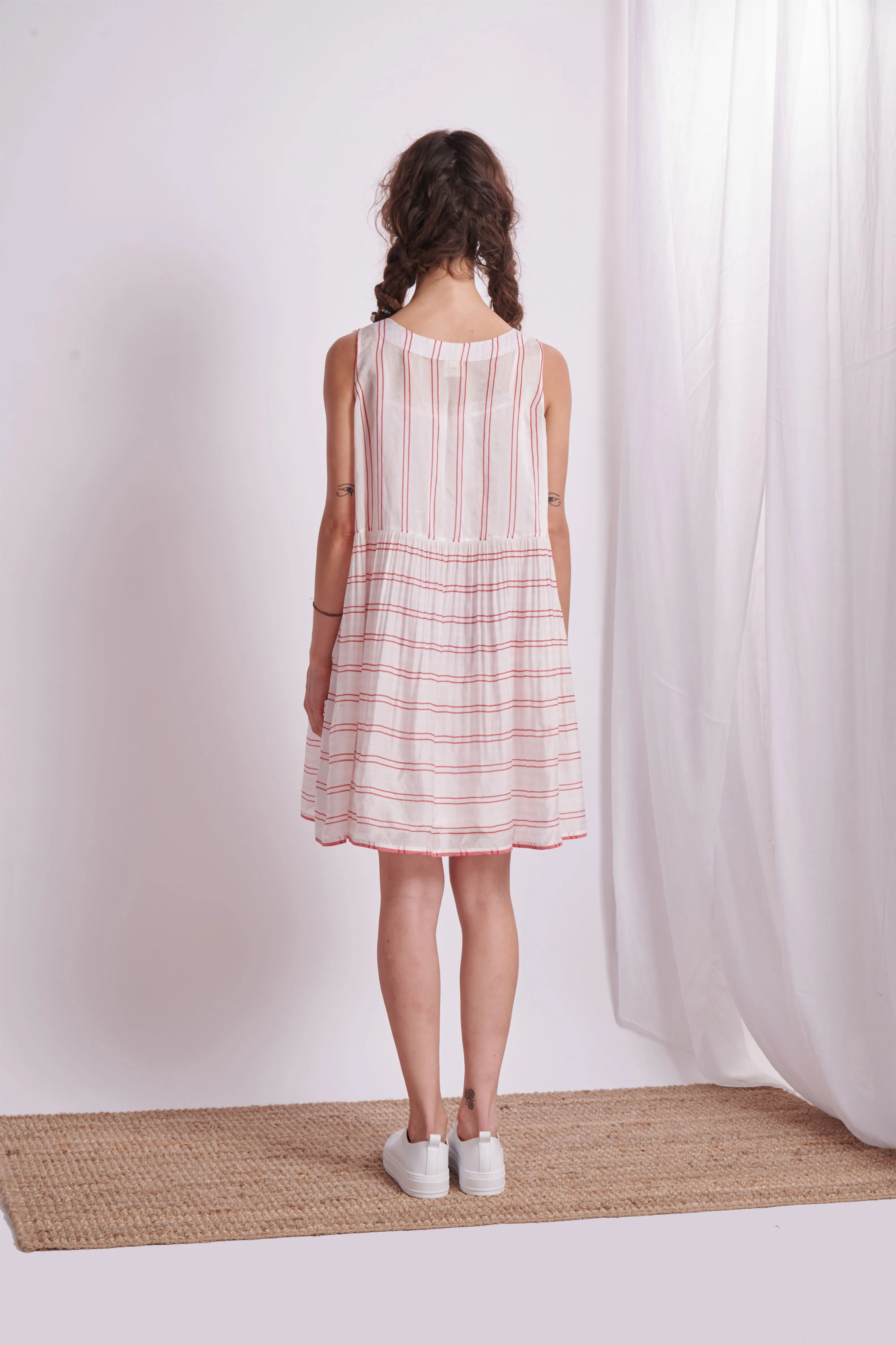 The Plavate I Novo Darino Sunday Everday Dress Silk Pink Red Stripes Daily Collection AW22-06