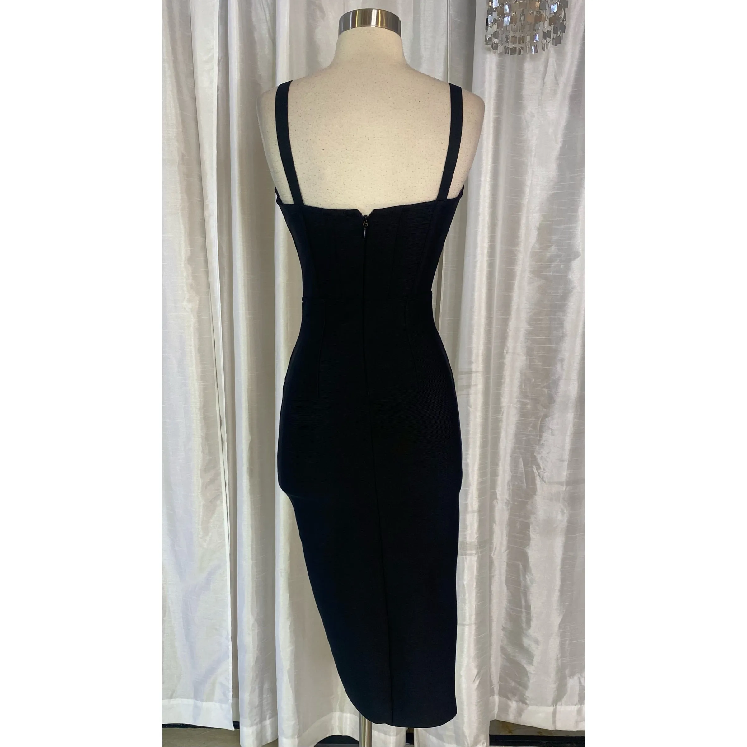 VANESSA SCOTT SHEATH DRESS Black Size Small
