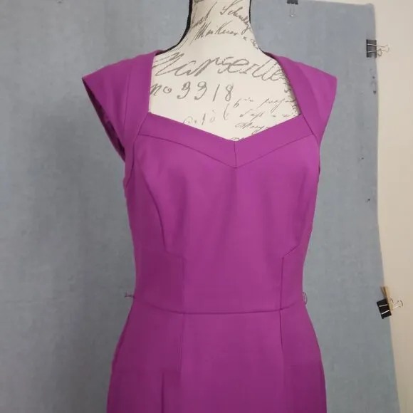 WHBM | NWT Very Berry Perfect Form Sheath Dress | Size 8