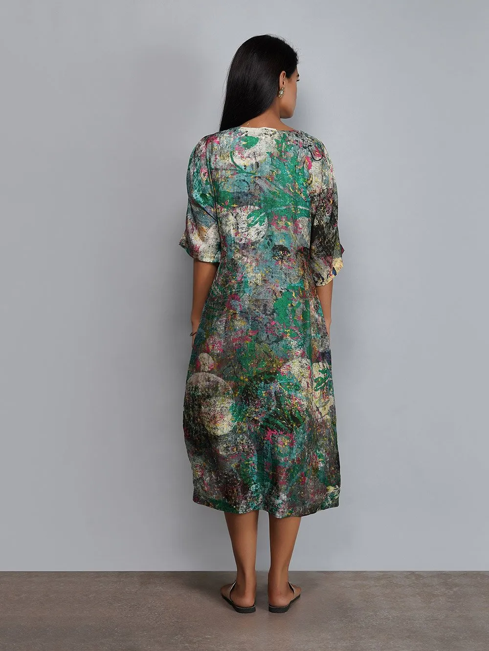 Yavi   I   Silk Printed Dress With Petal Dyed Scarf