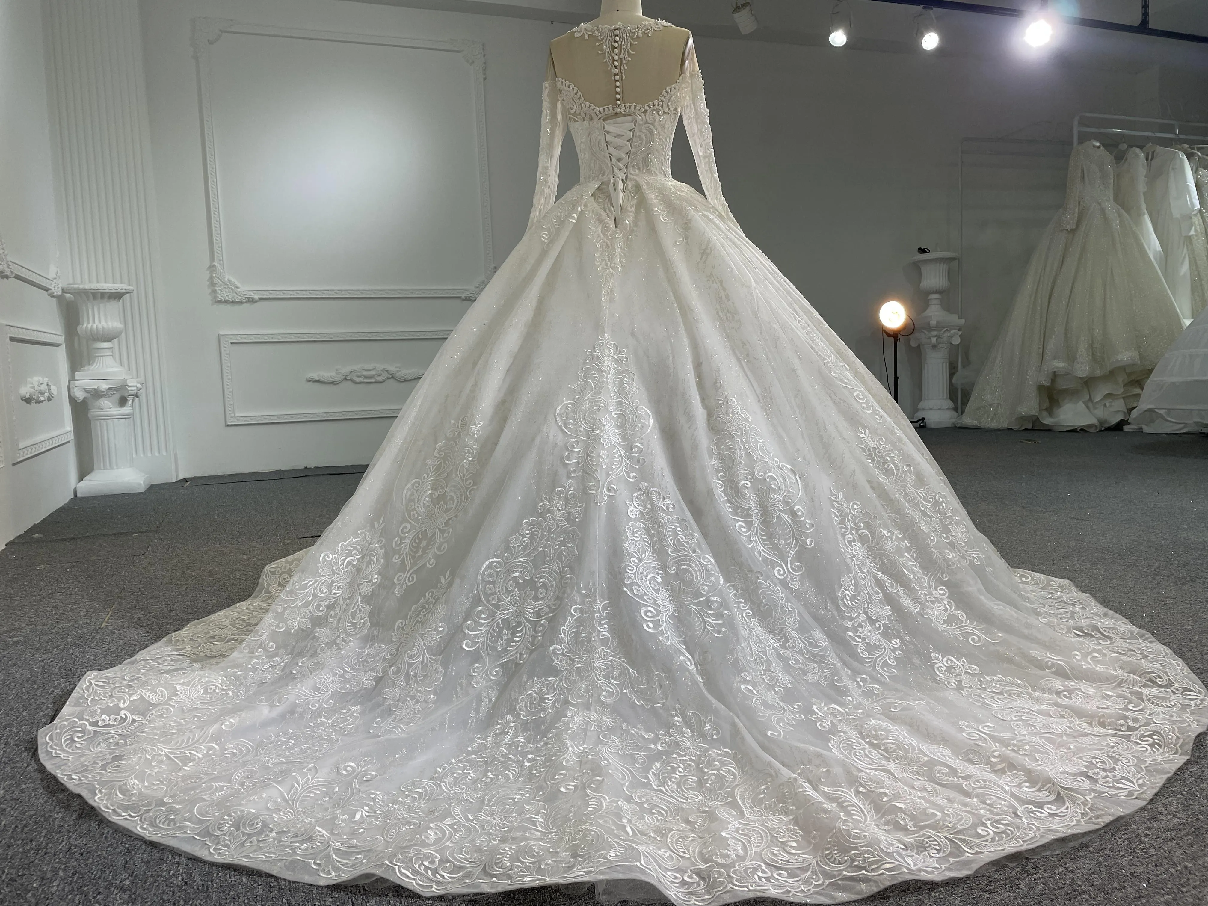 Z048- BYG Ivory Vintage Off-Shoulder Long Sleeves Beading Lace Ball Gown